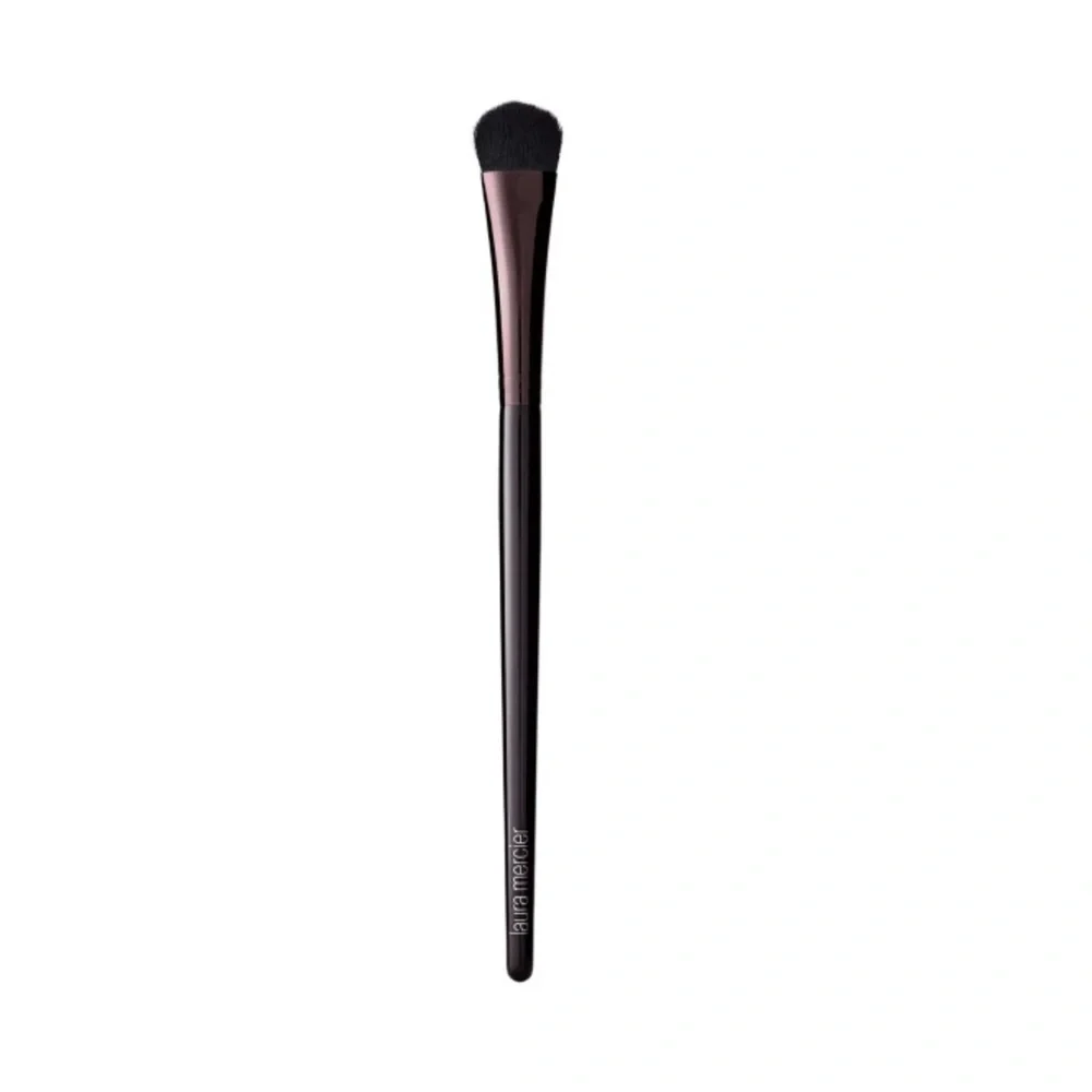 Laura Mercier All Over Eye Colour Brush